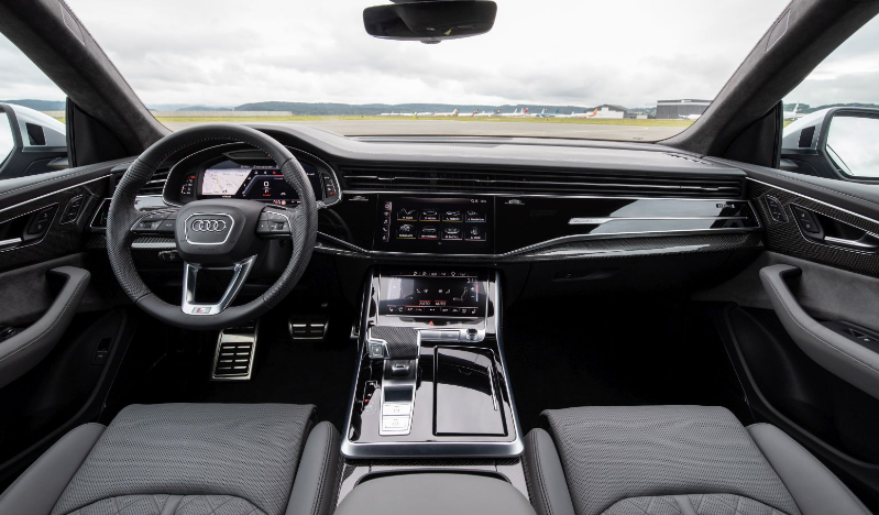 Audi SQ8 2024