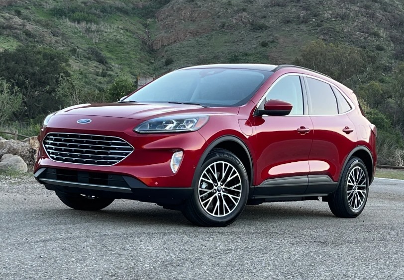 Ford Escape Hybrid 2023: Reviews & Specs