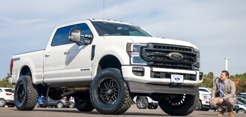 Ford Super Duty 2024: Specs and Interiors