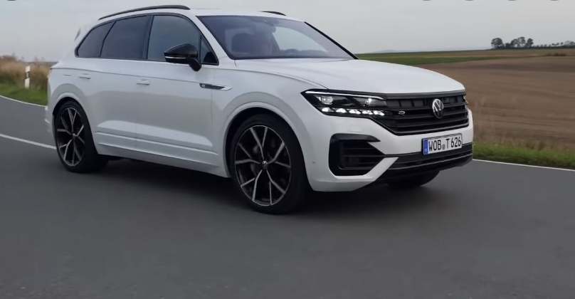 VW Touareg R 2024