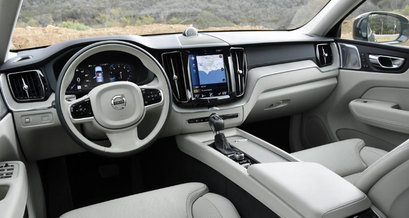 Volvo XC60 2024
